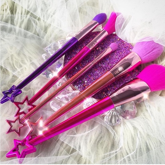 Tarte Love Trust Stars Brush Set Pretty Things Fairy Wings BNIB - Picture 15 of 15